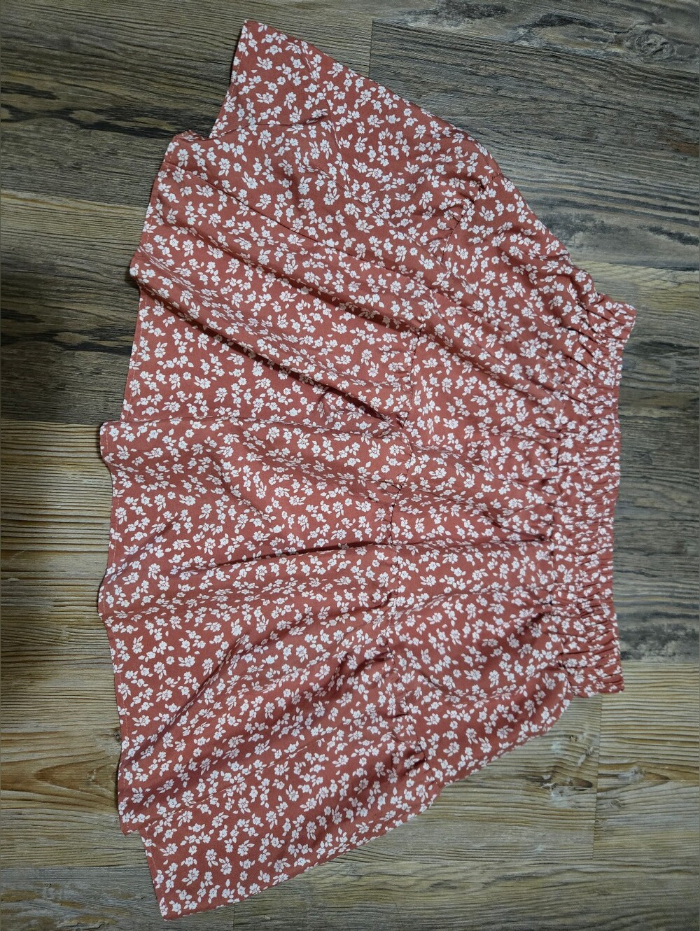 SHEIN Pink Floral Mini Skirt with White Ditsy Print - Picture 8 of 10